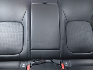 Jaguar XE Sedan 2.0 i4 180KM 2018 Jaguar XE 20d, 177 KM, Automat, Skóra, Navi, zdjęcie 9