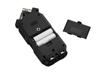 Цифровой рекордер ZooM H4essential