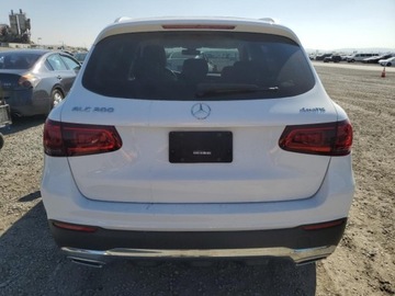 Mercedes GLC C253 2021 Mercedes-Benz GLC 300 4Matic 2021 2.0l 2.0 Benzyna 255KM, zdjęcie 2