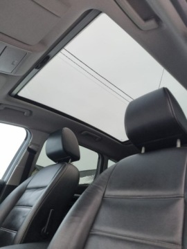 Ford Kuga I 2009 Ford Kuga 2.0 TDCI Titanium / Biała perła /, zdjęcie 12