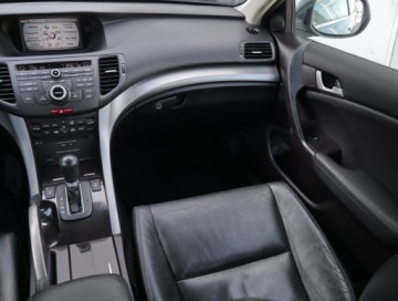 Honda Accord VIII Sedan 2.4 VTEC 201KM 2010 Honda Accord 2.4 i-VTEC, Salon Polska, Serwis ASO, zdjęcie 7