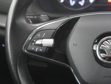 Skoda Octavia IV Scout 1.5 TSI ACT 150KM 2021 Skoda Octavia 1.5 TSI, Salon Polska, zdjęcie 15