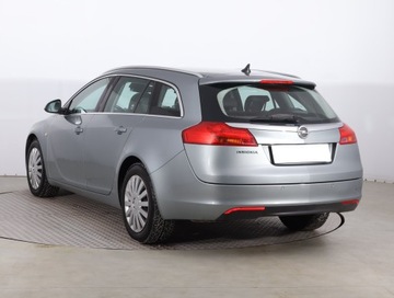 Opel Insignia I Sports Tourer 1.8 Twinport ECOTEC 140KM 2010 Opel Insignia 1.8, Navi, Xenon, Klima, zdjęcie 3