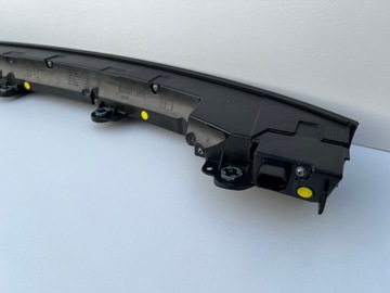 PORSCHE TAYCAN 2019-2024 CLONA (KRYT) SVĚTLO STŘED ZADNÍ USA 9J1945082C