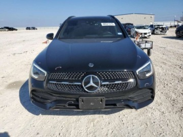 Mercedes GLC C253 2021 Mercedes-Benz GLC 300, 2021r., 2.0L 2.0 Benzyna 255KM, zdjęcie 4