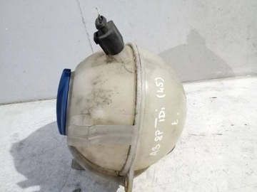 AUDI A3 8P NÁDRŽ VYROVNÁVACÍ 1K0121407A