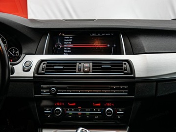 BMW Seria 5 F10-F11 Touring 520d 190KM 2014 BMW Seria 5 520d Combi 2.0 190KM 2014, zdjęcie 17