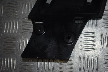 Наружное стекло правой средней стойки I TESLA S