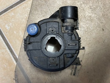 MITSUBISHI OE 89203951 HALOGEN MLHOVKOVÁ OUTLANDER
