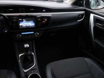 Toyota Corolla X Sedan Facelifting 1.6 Valvematic 132KM 2014 Toyota Corolla 1.6 Valvematic, Salon Polska, zdjęcie 7