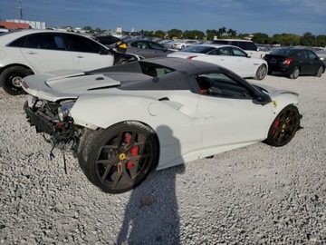 Ferrari 2017 Ferrari 488 Spider 2017 3.9l 3.9 Benzyna 660KM, zdjęcie 4