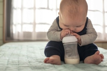 НАБОР AVENT STARTER 4 БУТЫЛКИ NATURAL RESPONSE + СОСККИ + ЩЕТКА