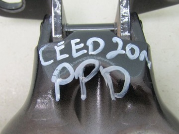 CEED III 20R PANT DVEŘE PRAVÝ PŘEDNÍ SPODEK SPODNÍ PRAVÝCH PŘEDNÍCH 1K