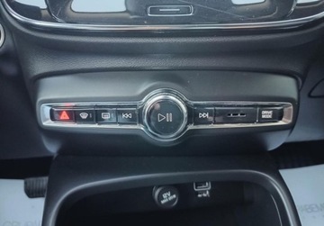 Volvo XC40 Crossover 1.5 T3 163KM 2020 Volvo XC 40 1.5 T3 163KM Momentum FV 23 Salon PL 1 wlasciciel ASO bezwypad, zdjęcie 24