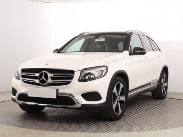 Mercedes GLC C253 SUV 2.0 250 211KM 2015 Mercedes GLC GLC 250 4MATIC, Salon Polska, 4X4, zdjęcie 1