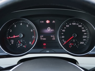 Volkswagen Passat B8 Variant 1.8 TSI BlueMotion Technology 180KM 2016 VW Passat 1.8 TSI, Salon Polska, Serwis ASO, zdjęcie 10
