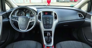 Opel Astra J Sports Tourer 1.4 Turbo ECOTEC 120KM 2011 Opel Astra Opel Astra 1.4 Benzyna 120KM, zdjęcie 21