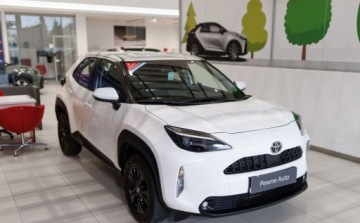 Toyota 2021 Toyota Yaris Cross 1.5 Comfort CVT 1.5 Benzyna 125KM, zdjęcie 3