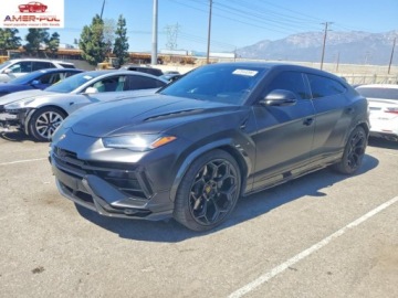 Lamborghini Urus 2023 Lamborghini Urus Performante 2023 4.0 Benzyna 657KM