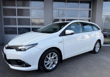Toyota Auris II Touring Sports Facelifting 1.8 Hybrid 136KM 2016 Toyota Auris salon Polska, Podgrzewane fotele, Kamera 1.8 Hybryda 136KM, zdjęcie 23