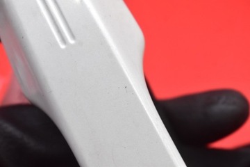 KLIKA LEVÝ PŘEDNÍ 070 TOYOTA AURIS II E18 FACELIFT 15-18