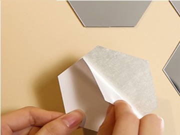 Зеркало настенное декоративное шестигранное 8 см, 12 шт.