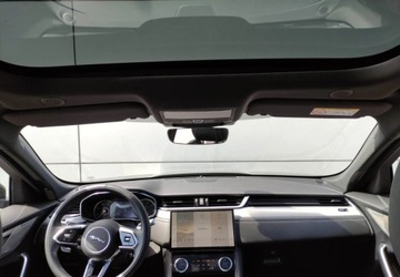 Jaguar F-Pace SUV Facelifting 2.0 P 249KM 2022 Jaguar F-Pace 2.0 I4 250 PS AWD Auto R Dynamic SE 2.0 Benzyna 250KM, zdjęcie 3