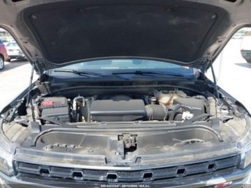 Chevrolet Suburban GMT900 2022 Chevrolet Suburban Z71 2022 5.3l 5.3 Benzyna 355KM, zdjęcie 8