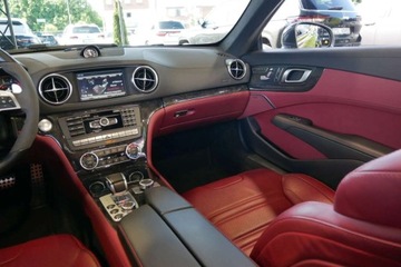 Mercedes SL R231 Roadster Facelifting AMG 5.5 63 AMG 585KM 2016 Mercedes-Benz SL SL 63 AMG V8 Biturbo 585KM Radar Pneumatyka Harman-Kardon, zdjęcie 17