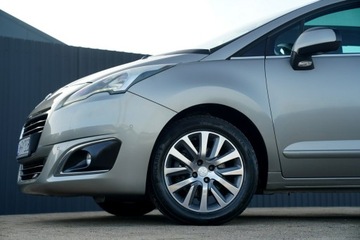 Peugeot 5008 I Minivan Facelifting 2.0 HDi 163KM 2015 Peugeot 5008 FELINE kamera SKÓRA nawi PANORAMA, zdjęcie 4