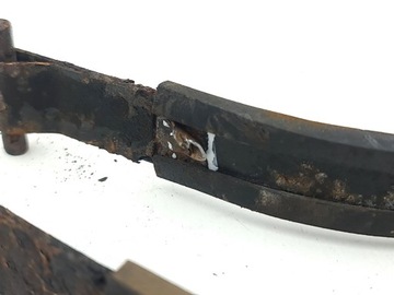 Nissan 350Z 2004 г.в. Крепление топливного бака