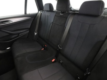 BMW Seria 5 G30-G31 Touring 520d 190KM 2018 BMW 520 FV23 520d Automat xDrive M Sport Nawigacja, zdjęcie 16