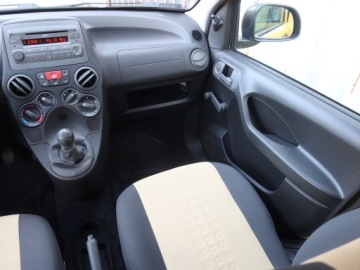 Fiat Panda II Hatchback 5d 1.2 69KM 2011 Fiat Panda 1.2, Salon Polska, 1. Właściciel, Klima, zdjęcie 7