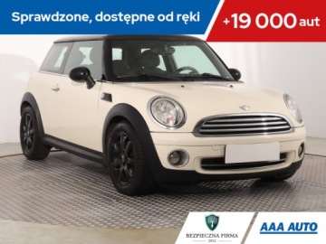 Mini Mini R56 Hatchback Facelifting 1.6 122KM 2010 MINI 3-door Cooper, Automat, Klima, Klimatronic