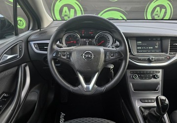 Opel Astra K Sports Tourer 1.4 Turbo 125KM 2016 Opel Astra 153 tys km podgrzewana kierownica 1.4 Benzyna 125KM, zdjęcie 20