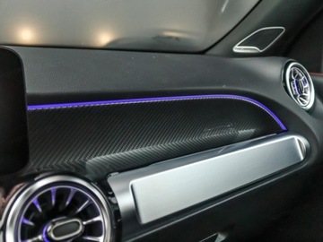 Mercedes GLB SUV 2.0 220d 190KM 2025 MERCEDES-BENZ GLB 220 d 4-Matic AMG Line 2.0 (190KM) 2025, zdjęcie 6