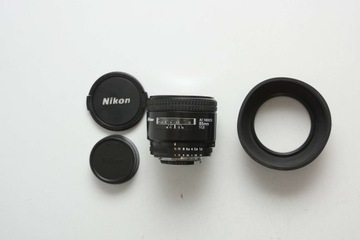 Объектив NIKON AF Nikkor 85mm f/1.8 + бленда HOYA # FV