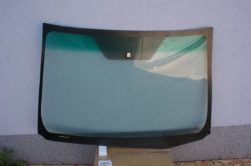 TOYOTA PRIUS C NHP10 ПОСЛЕ 2011R ЛОБОВОЕ СТЕКЛО НОВОЕ