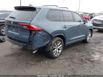 Toyota 2024 Toyota Grand Highlander Limited, 2024r., 2.4L 2.4 Benzyna 265KM, zdjęcie 2