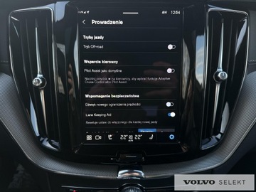 Volvo XC60 II 2024 Volvo XC 60 XC60 B5 B AWD Ultra Black Edition aut,, zdjęcie 32