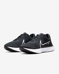 Buty Nike React Infinity Run FK3 DD3024-001 r. 43