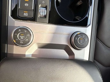 Volkswagen Touareg III SUV 3.0 V6 SCR TDI 286KM 2023 Volkswagen Touareg 3.0 TDI 286KM R-Line DSG Kamera360 DCC Hak Matrix Salon, zdjęcie 23