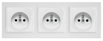 GNIAZDO GNIAZDKO POTRÓJNE PLASTIKOWE BIAŁE Z BOLCEM RAMKA POTRÓJNA QUADRA