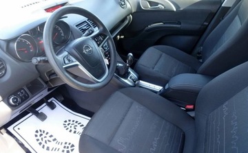 Opel Meriva II Mikrovan 1.4 Turbo ECOTEC 120KM 2013 Opel Meriva 1.4T 120KM Bez korozji Zdrowy Niski przebieg Klimatyzacja 1.4, zdjęcie 9