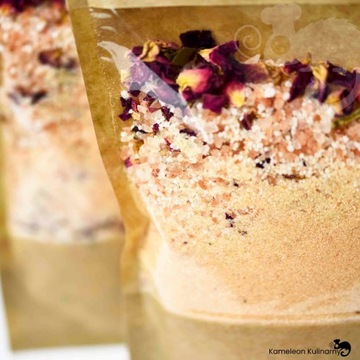 ZESTAW PREZENTOWY sól SOLE DO KĄPIELI 3x200g Różana + Lawendowa +Nagietkowa