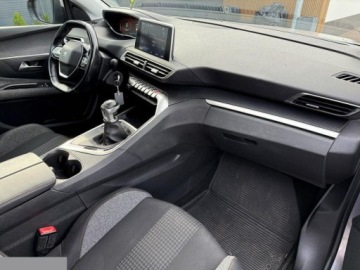 Peugeot 3008 II 2018 Peugeot 3008 1.2 PureTech 130KM Stop &amp; Start GPF Allure 2018r, zdjęcie 16