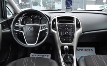 Opel Astra J Sports Tourer 1.4 Turbo ECOTEC 140KM 2012 Opel Astra 1.4 150 JAHRE Benzyna Tempomat Cz. parkowania Klimatyzacja 1.4, zdjęcie 18