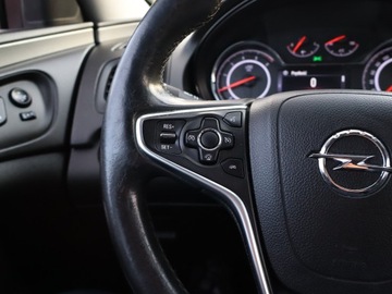 Opel Insignia I Hatchback Facelifting 2.0 CDTI Ecotec 170KM 2016 Opel Insignia 2.0 CDTI, Salon Polska, zdjęcie 15