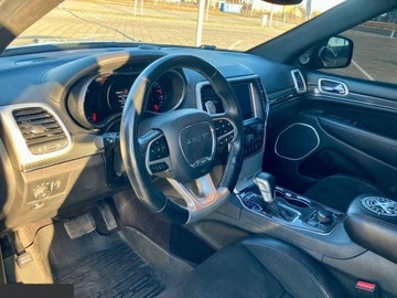 Jeep Grand Cherokee IV 2013 Jeep Grand Cherokee 6.4 V8 SRT8 Benzyna 468KM 4x4 2013r Niski przebieg, zdjęcie 15