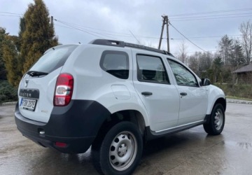 Dacia Duster I SUV Facelifting 1.6 16V 105KM 2014 Dacia Duster Dacia Duster 1.6 16V 105 4x2 Ice 1.6 Benzyna 105KM, zdjęcie 6